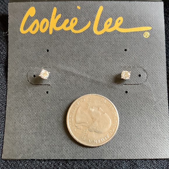 Cookie Lee cubic zirconia earrings - Picture 3 of 4